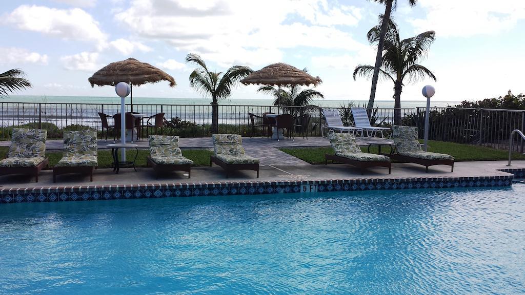 Surf Studio Beach Resort Cocoa Beach Eksteriør bilde