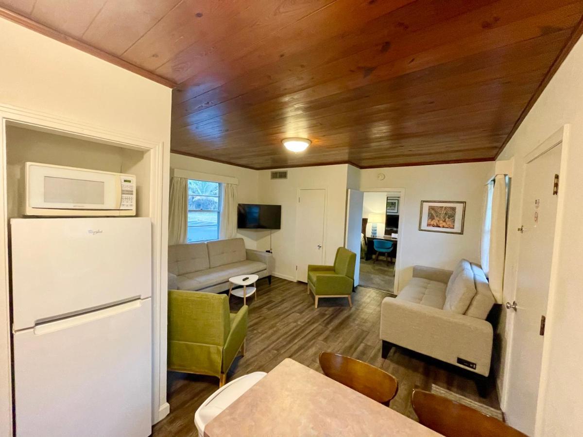 Surf Studio Beach Resort Cocoa Beach Eksteriør bilde