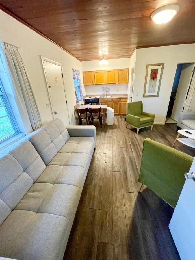 Surf Studio Beach Resort Cocoa Beach Eksteriør bilde