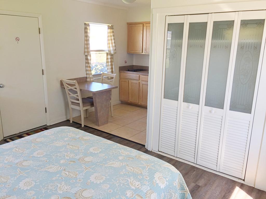 Surf Studio Beach Resort Cocoa Beach Eksteriør bilde